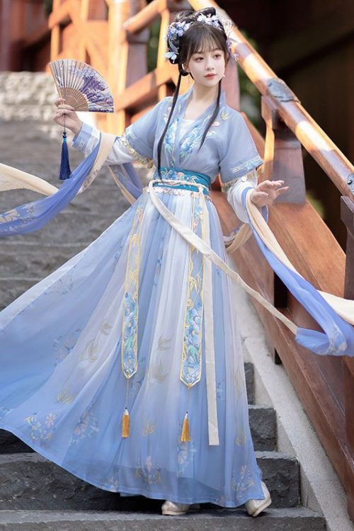 Traditionelles blaues chinesisches Seidengewand, Song-Dynastie, China, Hanfu-Kleid für Frauen 3 Traditionelles blaues chinesisches Seidengewand, Song-Dynastie, China, Hanfu-Kleid für Frauen