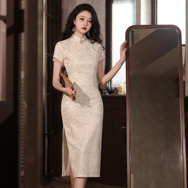 Long Silk White Qipao Dress Asia Traditional Clothing Silky White Wedding Cheongsam Dress 1 Long Silk White Qipao Dress | Asia Traditional Clothing | Silky White Wedding Cheongsam Dress