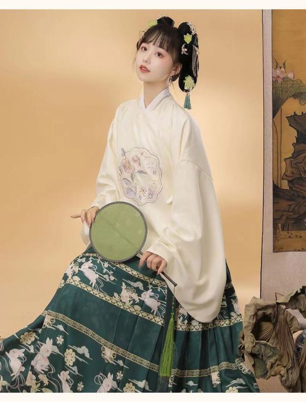 Mamianqun Abbigliamento asiatico da donna Abito Hanfu stampato bianco e verde 2 Mamianqun | Abbigliamento asiatico per donne| Abito Hanfu stampato bianco e verde