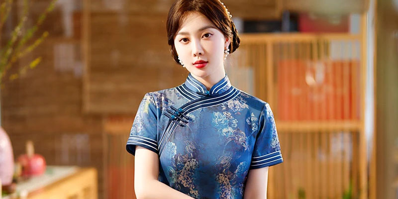 Blue Banquet Chinese Cheongsam Qipao Dress What is the difference between qipao and cheongsam?