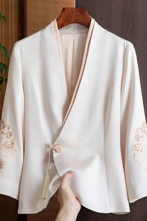 Kf S7692c09cb2e04c44b053fb7ac62c15d4f Chinese Style Forged Noodles Embroidery Modified Hanfu Coat Women S 2024 Spring New Retro Slim Buckle Chinese Style Forged Noodles Embroidery Modified Hanfu Coat Women's Spring New Retro Slim Buckle Short lady Clothing Jacket