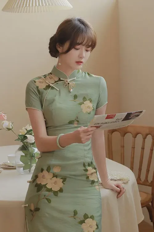 Kf Hefc655f1f210409abcd6d917055619c5u Nuova Ragazza Migliorata Cheongsam Elegante Retro Stampato Abito Estate Orientale Qipao Party 2021 Lungo Verde Cheongsam Nuova Ragazza Migliorata Cheongsam Elegante Retro Stampato Abito Estate Orientale Qipao Party Lungo Verde Cheongsam