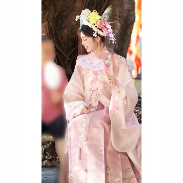 Kf S21ffa0bcb03747ab985f478c43050cc4h Original Ming Dynasty Pink Stand Collar Butterfly Cloud Shoulder Embroidered Hanfu Dresses Women Elegant Hairpin Flower Original Ming Dynasty Pink Stand Collar Butterfly Cloud Shoulder Embroidered Hanfu Dresses Women Elegant Hairpin Flower Costumes