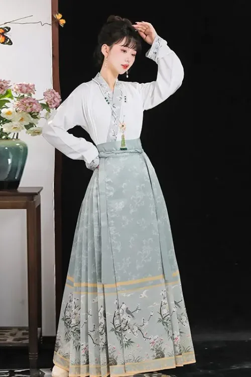 Kf S287cc060c924421f8cad71a8ad34beb8u Yourqipao Ancient Hanfu Chinese Style Costume Mamianqun Ming Dynasty Weaving Gold Horse Face Skirt Traditional Clothing Yourqipao Ancient Hanfu Chinese Style Costume Mamianqun Ming Dynasty Weaving Gold Horse Face Skirt Traditional Clothing