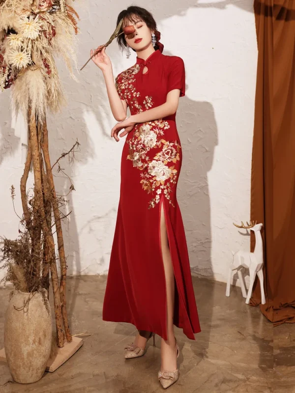 Kf S2c6a797790264b318eeb5a2557283b68y Chinese Bride Wedding Dress Qipao Retro Classic Embroidery Applique Evening Party Dress Cheongsam Sexy Mermaid Split Chinese Bride Wedding Dress Qipao Retro Classic Embroidery Applique Evening Party Dress Cheongsam Sexy Mermaid Split Vestidos