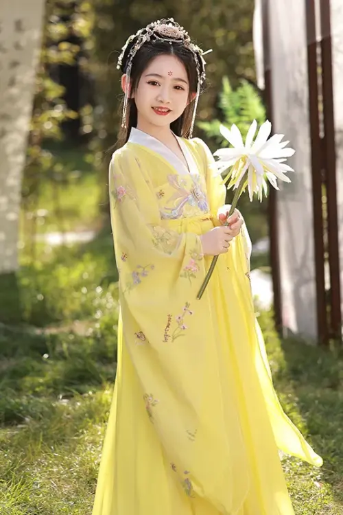 Kf S3f26974fe5d844fca3eac48ec65211b8b Yellow Ancient Style Super Immortal Hanfu Girl S 2024 Spring New Clothes Ru Skirt Children S Super Immortal Hanfu Girl's Spring New Clothes Ru Skirt Children's Large Sleeved Shirt Tang Dynasty