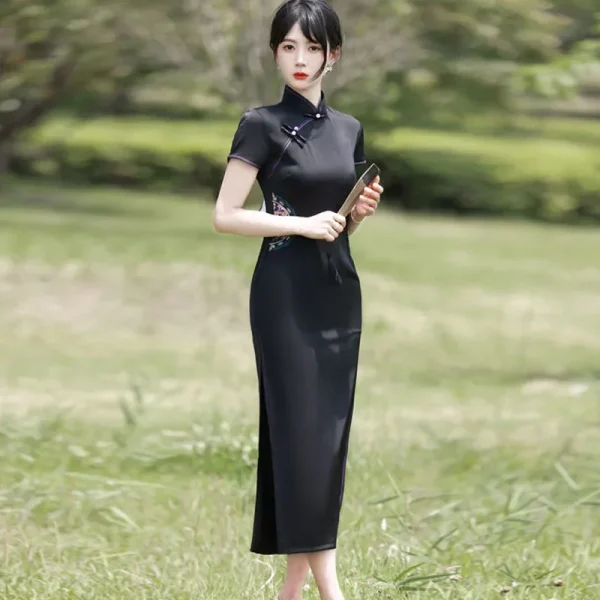 Kf S4e92c90edda044f6abe768bc7c6553b85 Cheongsam Dress Womens Slim Fit 2024 Summer Fashion Cotton Blend Embroidery Split Chinese Style Retro Black Cheongsam Dress Womens Slim Fit Summer Fashion Cotton Blend Embroidery Split Chinese Style Retro Black Qipao Dresses Woman