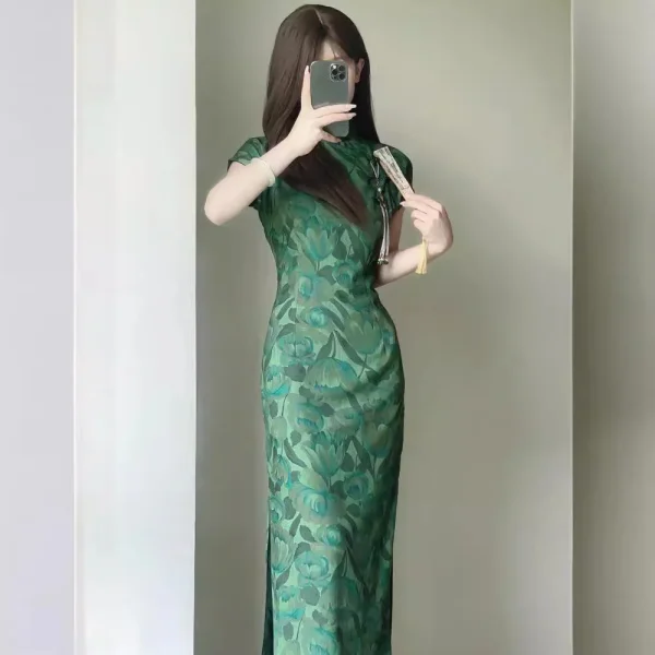 Kf S5c5e242ce3c048679adb127d051b410ah New Women Green Long Cheongsam Chinese Style Female Floral Dress Vintage Qipao Elegant Slim Evening Dresses New Women Green Long Cheongsam Chinese Style Female Floral Dress Vintage Qipao Elegant Slim Evening Dresses for Summer S to 2XL