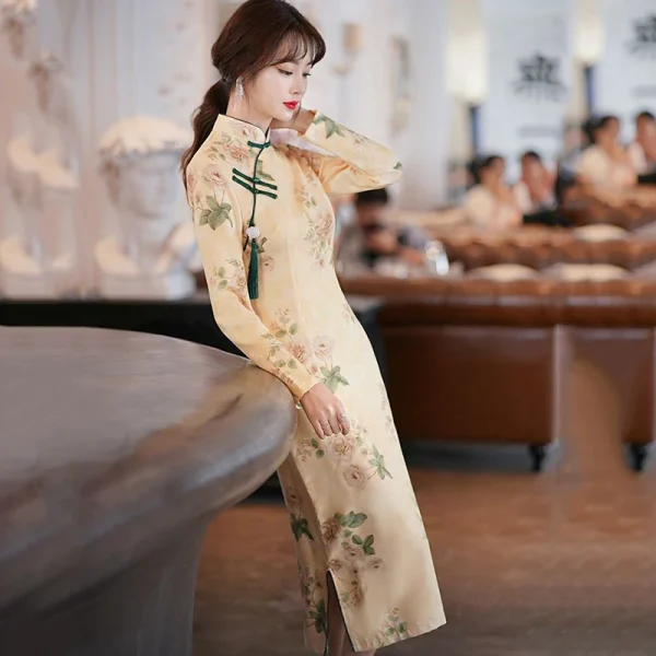 Kf S624d12c8e3ac49858603029e78b0d0c8e Spring New Yellow Dress Women Chinese Elegant Retro Traditional Dress Qipao Printing Cheongsam Long Qi Pao Women Chinese Elegant Retro Traditional Dress Qipao Printing Cheongsam Long Qi Pao Dresses oversize 5XL