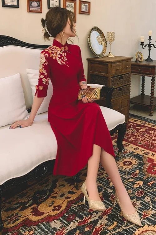 Kf S873d4483c67448be9f5c0275fd904799y Chinese Lady Burgundy Cheongsam Embroidery Floral Mandarin Collar Qipao Vintage Button Half Sleeve A Line Bride Chinese Lady Burgundy Cheongsam Embroidery Floral Mandarin Collar Qipao Vintage Button Half Sleeve A-Line Bride Wedding Dress