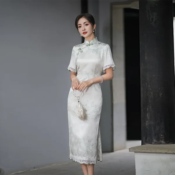 Kf S8b2eb8995aac41798a07db8a867fd258k High End Ruffle Sleeve High Quality Real Silk Dress Suzhou Silk White Cheongsam Qipao Women S High-End Ruffle Sleeve High Quality Real Silk Dress Suzhou Silk White Cheongsam Qipao Women's Summer Young Long Slightly Fat