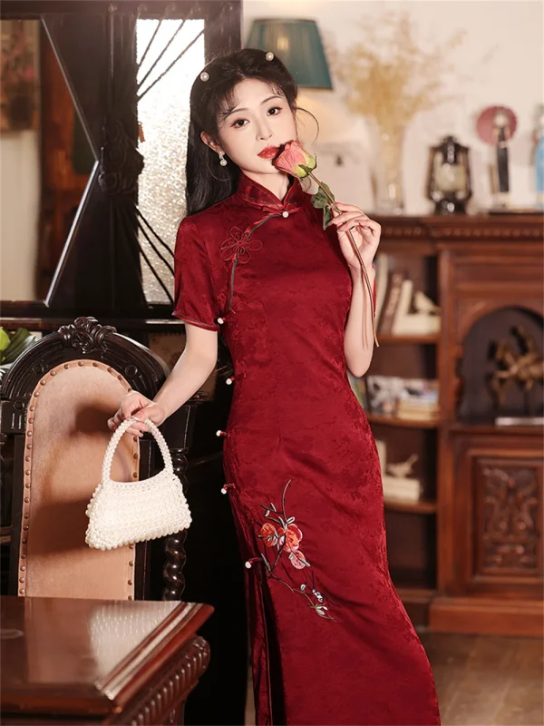 Kf S9281eaf0ac9141e899a2ec2bbb476619v Retro Red Jacquard Cheongsam Toast Dress Bridal Embroidery Summer Chinese Traditional Engagement Banquet Qipao Elegant Slim Retro Red Jacquard Cheongsam Toast Dress Bridal Embroidery Summer Chinese Traditional Engagement Banquet Qipao Elegant Slim Gown