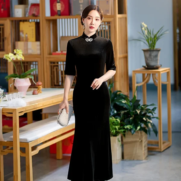 Kf Sbe8e7c46ff784b0c9d59af4f0863e031a 2022 Autumn New Black Cheongsam Slim Stand Collar Velvet Chinese Traditional Style Retro Fishtail Grace Dress Cheongsam Slim Stand Collar Velvet Chinese Traditional Style Retro Fishtail Grace Dress Qipao for Women