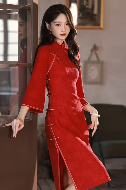 Robe Traditionnelle Chinoise Femmes Qipao Manches Mi-Longues Rouge Robes Cheongsam Modernes Robe Orientale Style Chinois Costume