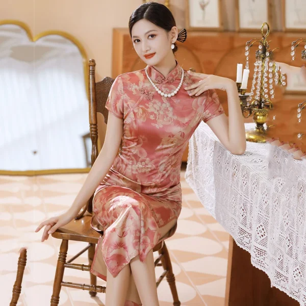 Kf Sca88054557874b28ae12ac773b11fd8cr Traditional Chinese Long Cheongsam For Women Print Floral Satin Short Sleeve Qipao Summer Dress Elegant Sexy Traditional Chinese Long Cheongsam for Women Print Floral Satin Short Sleeve Qipao Summer Dress Elegant Sexy Split Vestidos 5XL