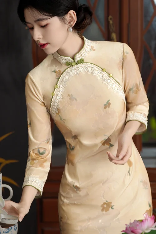 Kf Scfeceb2183c64ba59ad9e320d18e245cp Renda Cheongsam Cina Vintage Wanita Plus Ukuran Qipao Dress 3 4 Lengan Dimodifikasi Wanita Shanghai Merah Muda Renda Cheongsam Cina Vintage Wanita Plus Ukuran Qipao Dress 3/4 Lengan Dimodifikasi Wanita Shanghai Merah Muda Gaun Kuning