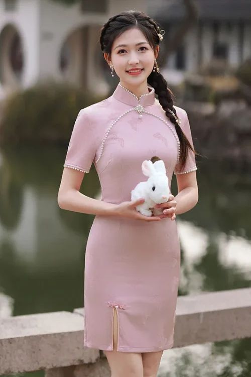 Kf S2d86b96daf1e488c9c981a98f666d8fbm New Beige Pink Short Yythkg The Cultural Significance of Pink in Qipao